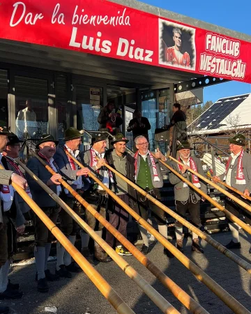 Now you are true Bavarian, @luisdiaz19_! 😍🏔️🥨