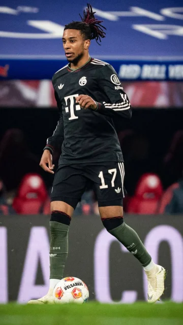 Michael Olise showing off those skills! 😮‍💨