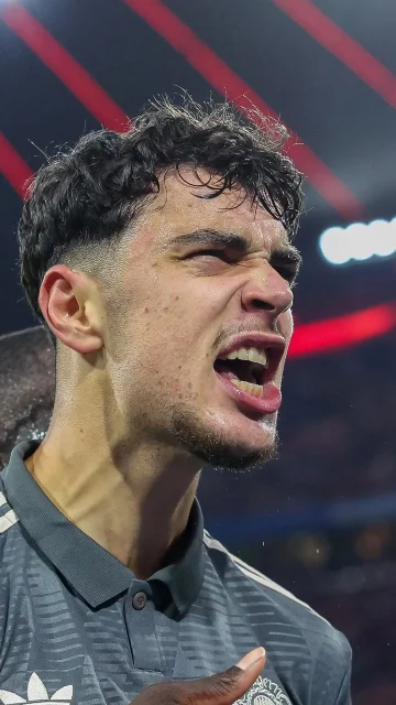 Unforgettable strike from @alekspavlovic_ against Leverkusen 😮‍💨