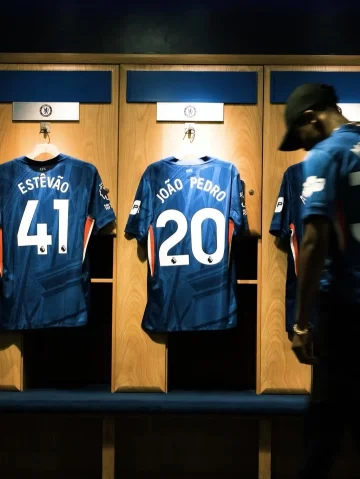From studio sessions to stadium views. 🏟️

@McMenoK touched down from Brazil and stepped into Stamford Bridge for an exclusive stadium and museum tour. 🇧🇷