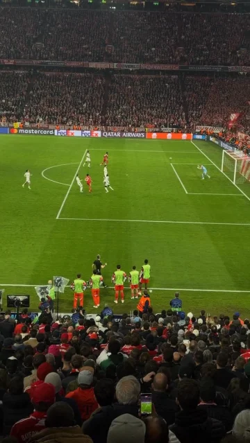 Olise raised the roof with this goal 😮‍💨🔥