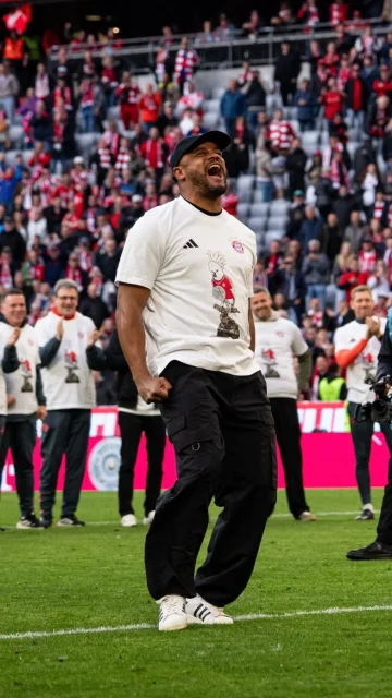 Such a special moment 🥹❤️🤍