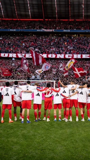 𝑻𝒉𝒊𝒔 𝒕𝒆𝒂𝒎 🥹❤️ Celebrating it all together! 🙌