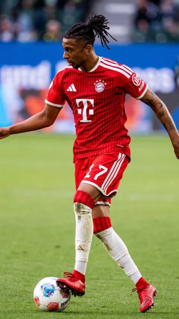 This goal by Michael Olise is pure class 🥶

🎶 @thizzyvomblock