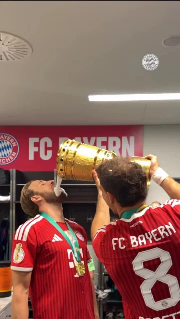 Soak it in, guys! 😄🙌