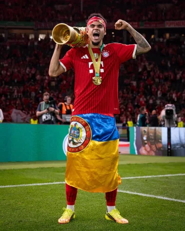 Luis Diaz, ganador del doblete en su primera temporada 🇨🇴🏆😘