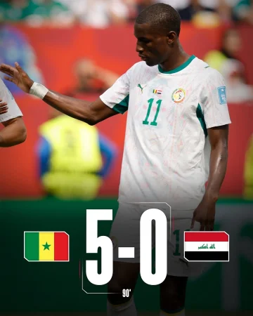 Strong showing from Senegal! 🇸🇳🔥

A 5-0 win over Iraq leaves Nicolas Jackson and his team in a strong position to reach the round of 32. 👏