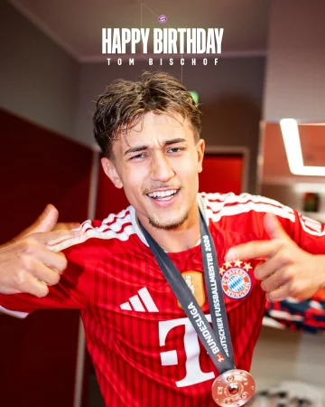 @tom.bischof10 celebrates his 2️⃣1️⃣st birthday today! 🥳🎂

Wishing you all the best, Bischi – and plenty more long-range goals next season! 😄🙌