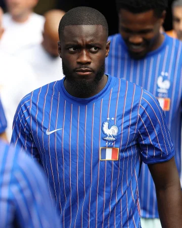 𝗨𝗽𝗮 and 𝗠𝗶𝗰𝗵𝗮𝗲𝗹 in France’s starting XI. 🇫🇷🔥