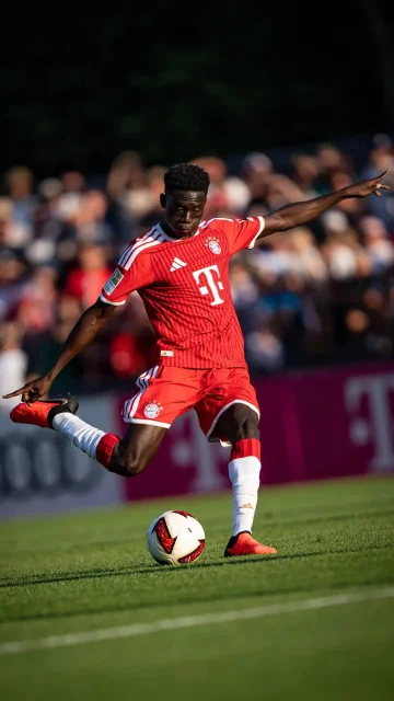 @barasapoko39 balling for Bayern. 😍
