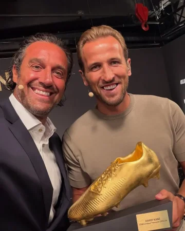 Golden Shoe winners, side by side. 🏅🤳
