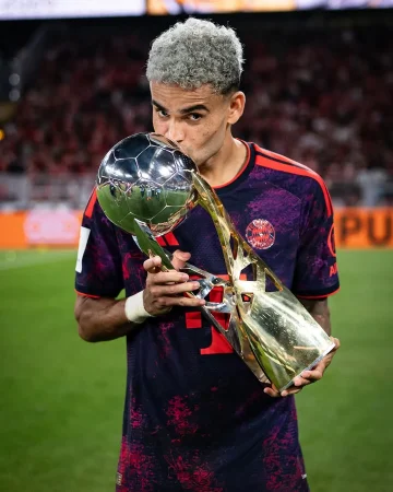 Bésame, bésame Luuuuuucho ❤️