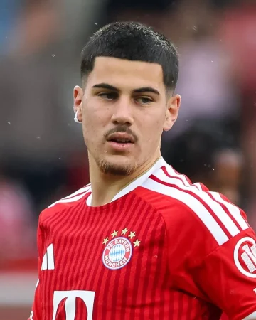 Wishing you a strong rest of the season, Felipe! 💪

FC Bayern have extended Felipe Chávez’s contract and agreed a loan move to 1. FC Magdeburg for this season. ℹ️

🔗 Link in bio!