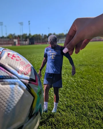 POV: The team is away, so we had to improvise training day 🥹