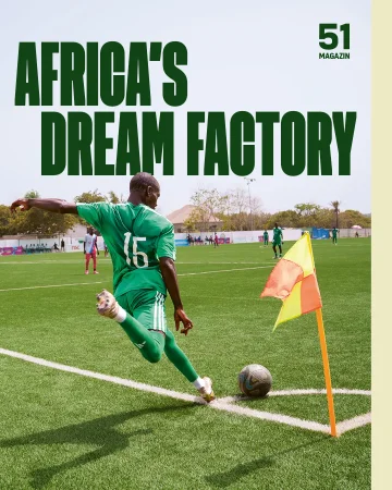 𝐀𝐟𝐫𝐢𝐜𝐚’𝐬 𝐃𝐫𝐞𝐚𝐦 𝐅𝐚𝐜𝐭𝐨𝐫𝐲 🇬🇲 Where does @barasapoko39 come from? Our club magazine 𝟓𝟏 went on a trip to the “Gambinos Stars Africa."

#Saebener51 📸 Jean Karim Dangou