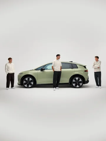 Thoughtful in every detail. @FCBayern players @alekspavlovic_, @lennart.karl and @tom.bischof10 are exploring the new Audi A2 e-tron.​⁣
⁣
#Audi #VorsprungDurchTechnik #A2etron​⁣
-----⁣
Optional equipment available at an additional charge.​⁣
Audi A2 e-tron 170 kW: Combined electric power consumption in kWh/100 km: 15.7-13.9; combined CO₂ emissions in g/km: 0; CO₂ class: A.