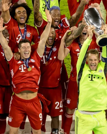𝑨 𝒅𝒂𝒚 𝒕𝒐 𝒓𝒆𝒎𝒆𝒎𝒃𝒆𝒓 ❤️ 6 years ago today, we won the UEFA Super Cup 🏆