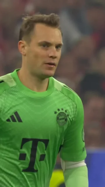 GOAT at work. 🐐🧤