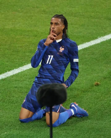 𝐌𝐢𝐜𝐡𝐚𝐞𝐥 𝐎𝐥𝐢𝐬𝐞 𝐢𝐬 𝐨𝐧 𝐚𝐧𝐨𝐭𝐡𝐞𝐫 𝐥𝐞𝐯𝐞𝐥 🤯

2 goals and 1 assist within 10 minutes! ⚽️⚽️🅰️
