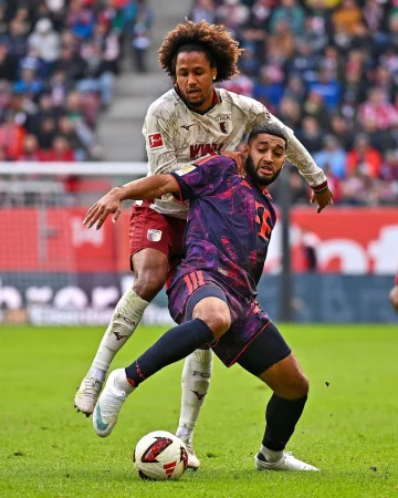 Tough match in Augsburg. Work to do in the second half! ⏸️

#FCAFCB 1-0 (45')