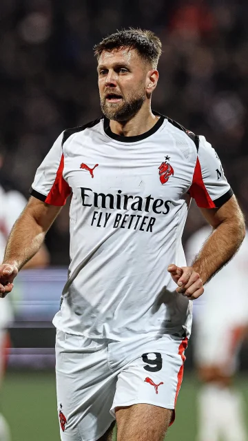 Niclas making his Rossonero debut 🔴⚫️