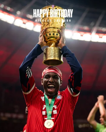 Happy 2️⃣5️⃣th birthday, @jackson.nj11! 🥰🎈