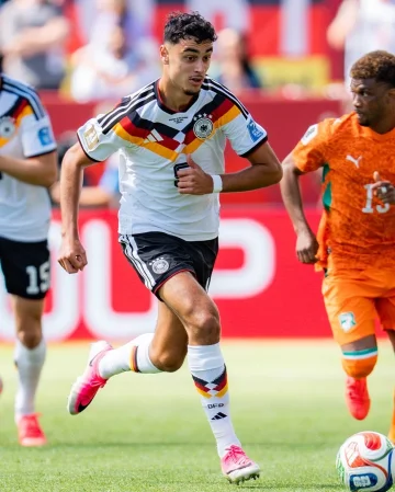 ⚽️ Germany trail by one.
Keep pushing, boys! 👊
🇩🇪 0-1 🇨🇮