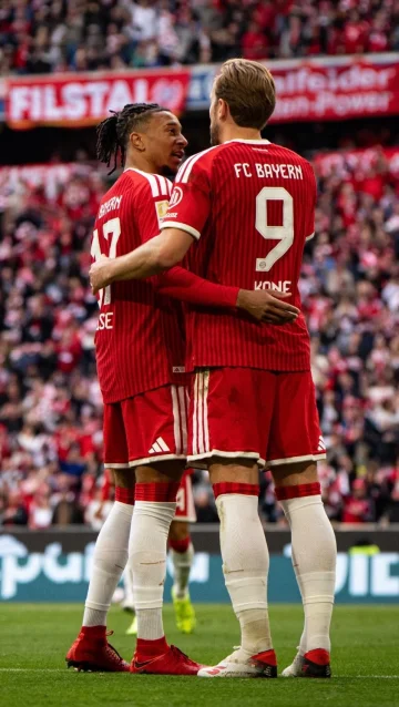𝑻𝒘𝒐 𝒂𝒃𝒔𝒐𝒍𝒖𝒕𝒆 𝒃𝒂𝒍𝒍𝒆𝒓𝒔 🏴💫🇫🇷
Harry Kane and Michael Olise named in Champions League Team of the Season 👏
🎶 @thizzyvomblock
