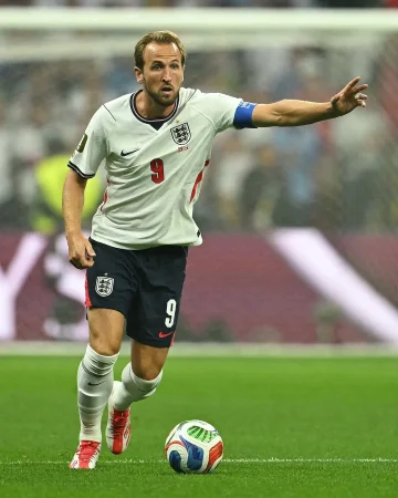 ⏸️ England lead 2-1 at the break. 🏴🔥
Harry with an assist. 🅰️