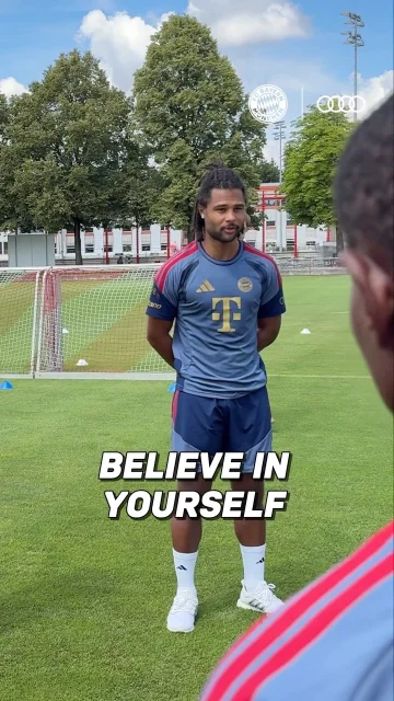 ✨ Inspiring words from @sergegnabry for the World Squad Class of ‘26. 👏
#FCBayernWorldSquad #AudiWSTour