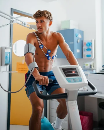 𝑯𝒆𝒓𝒆 𝒘𝒆 𝒈𝒐 𝒂𝒈𝒂𝒊𝒏! 🥰👋
Some of our guys are starting pre-season training! 🏋️♂️
