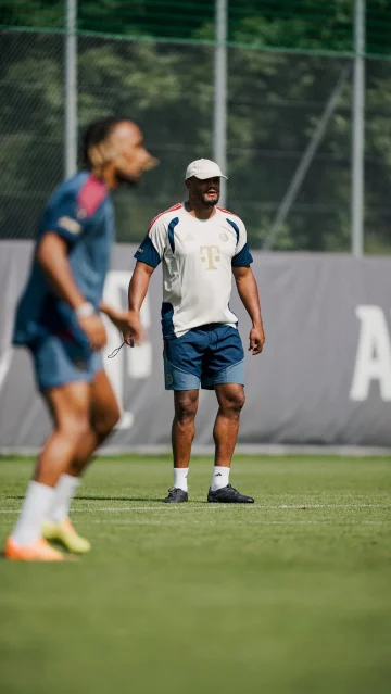 𝑭𝒖𝒍𝒍 𝒊𝒏𝒕𝒆𝒏𝒔𝒊𝒕𝒚 💪💯
Coach 🤝 Players