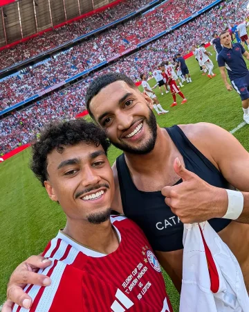 First home match at the Allianz Arena for Nene and Ismael! ❤️🤳 @nene.brown27 @ismaelsaibari