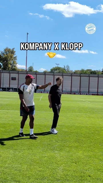 Football minds meet. 🤝
