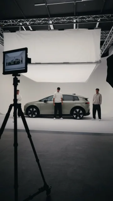 Behind the scenes on set with @fcbayern and the new Audi A2 e-tron.
#Audi #VorsprungDurchTechnik #A2etron
-----
Optional equipment available at an additional charge.
Audi A2 e-tron 170 kW: Combined electric power consumption in kWh/100 km: 15.7-13.9; combined CO₂ emissions in g/km: 0; CO₂ class: A.