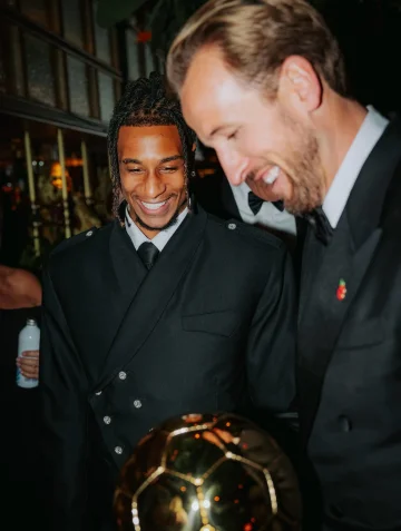 Iconic moment with an iconic duo. 🥰🏆